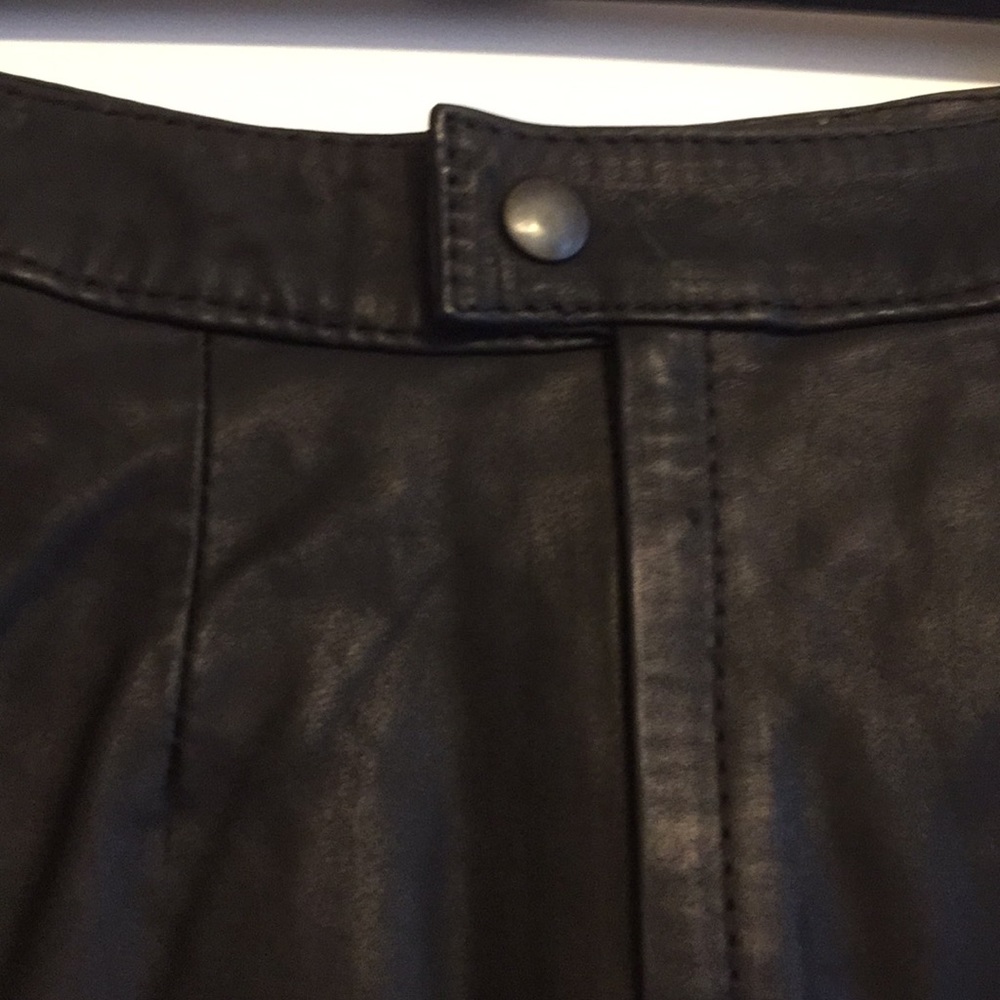 Skirt - Picture 3 of 5